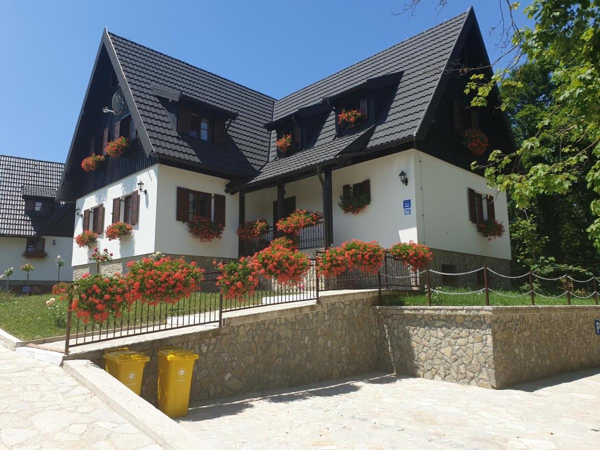 Pansion Breza Hotel Plitvicka Jezera Bagian luar foto