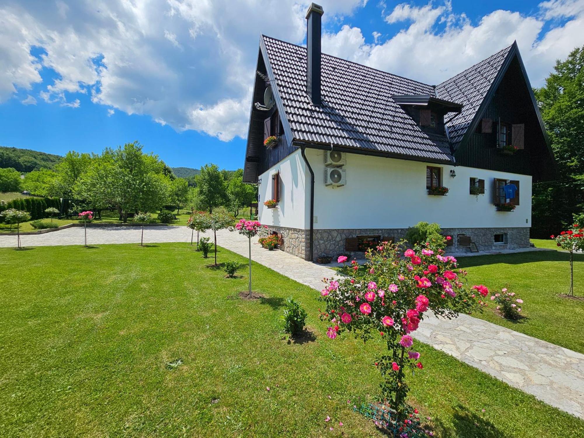 Pansion Breza Hotel Plitvicka Jezera Bagian luar foto