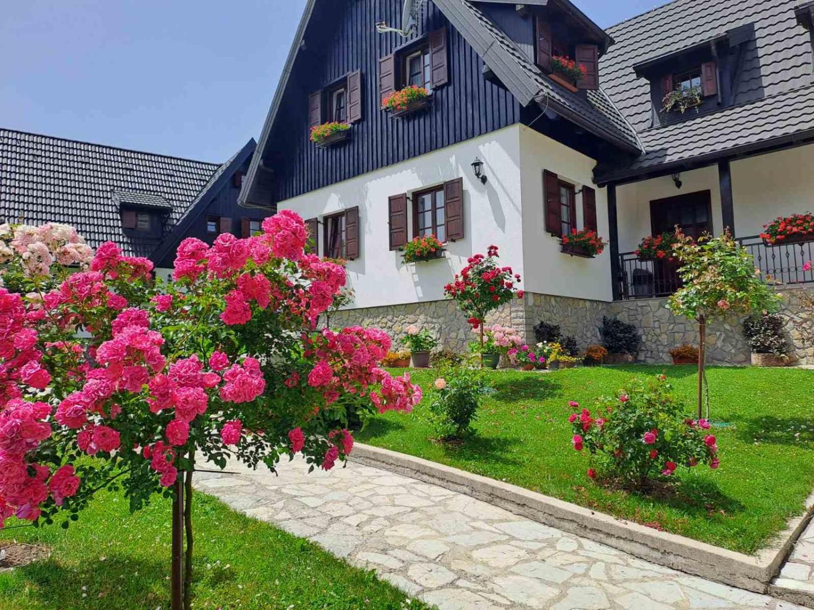 Pansion Breza Hotel Plitvicka Jezera Bagian luar foto