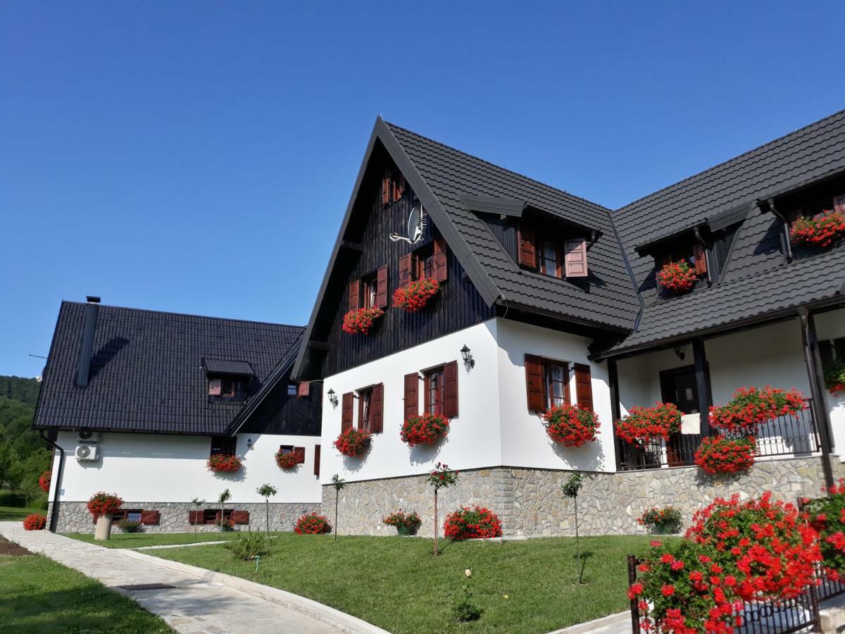 Pansion Breza Hotel Plitvicka Jezera Bagian luar foto